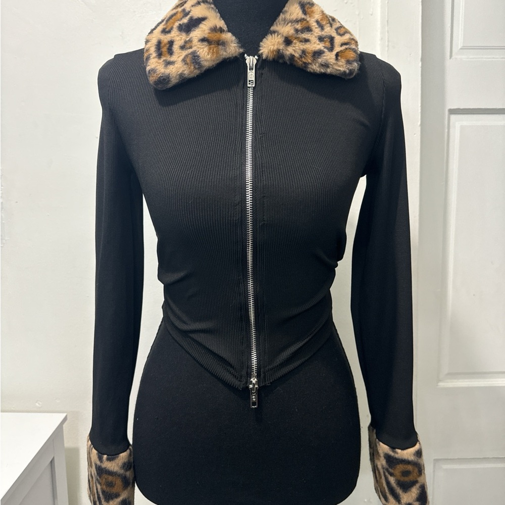 Black Zip-Up Top with Leopard Print Collar